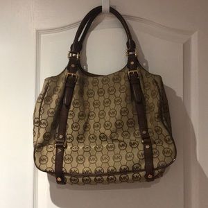 Authentic Michael Kors shoulder bag